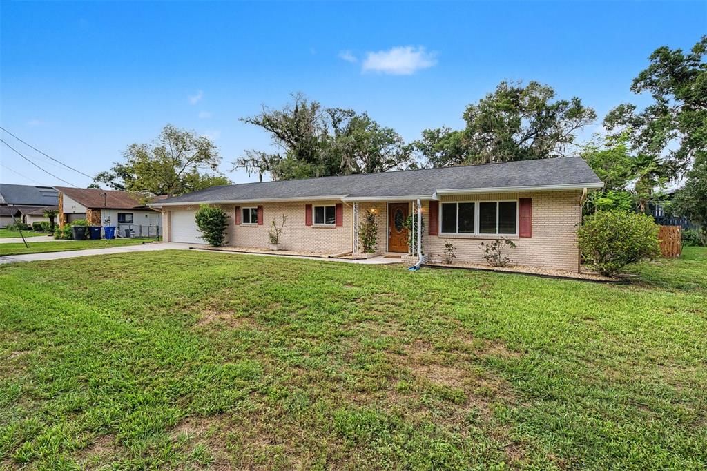 For Sale: $435,000 (3 beds, 2 baths, 1880 Square Feet)