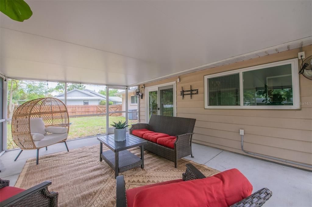For Sale: $435,000 (3 beds, 2 baths, 1880 Square Feet)