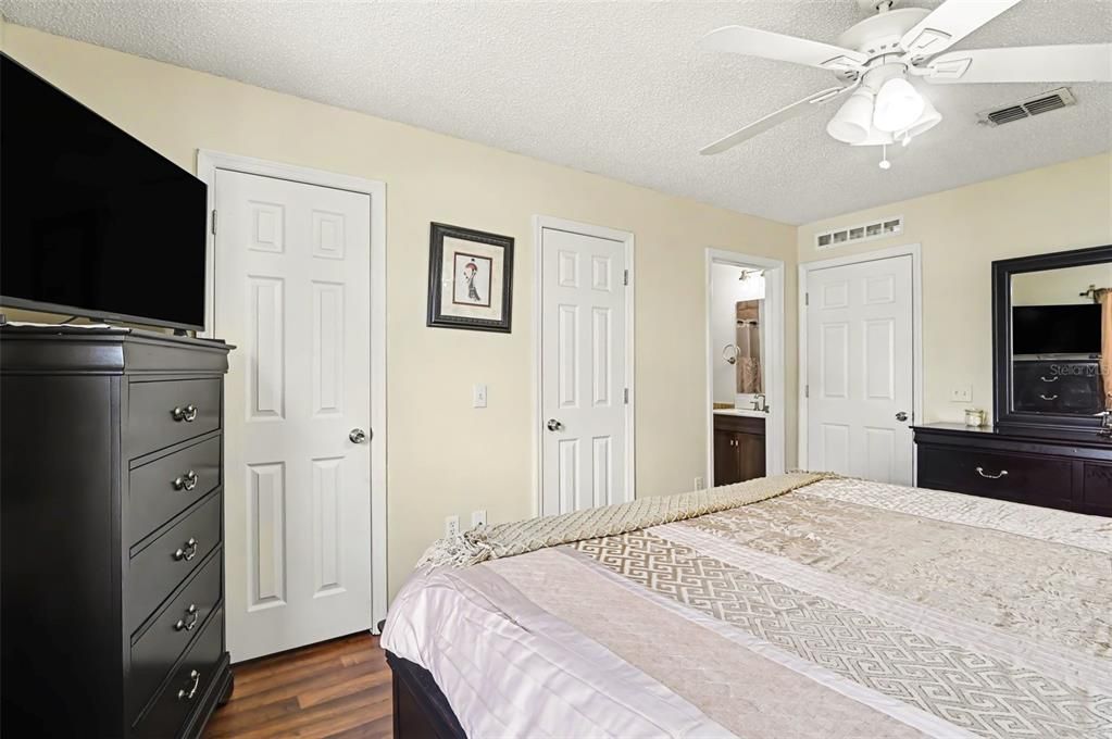 For Sale: $445,000 (4 beds, 3 baths, 3012 Square Feet)