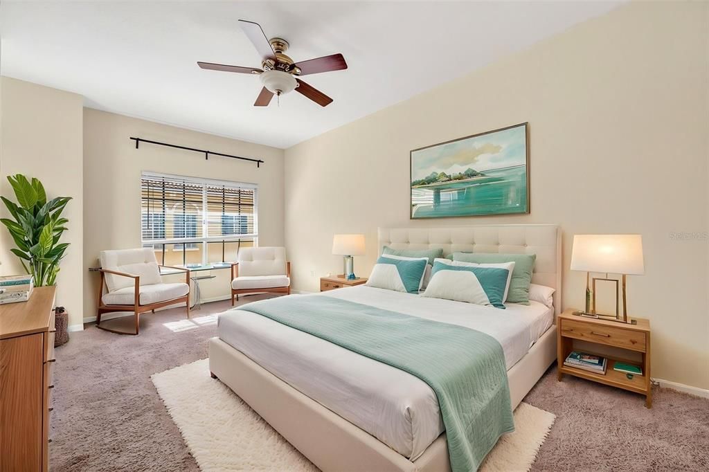 For Rent: $2,200 (1 beds, 1 baths, 884 Square Feet)