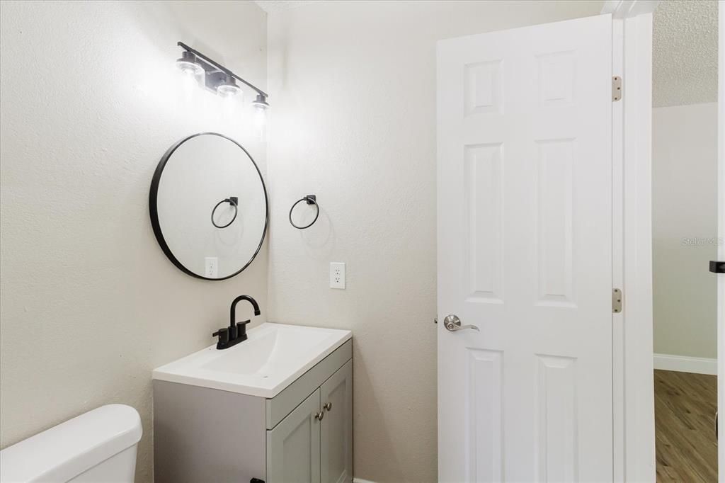 For Rent: $1,700 (3 beds, 2 baths, 2275 Square Feet)