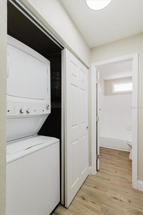 For Rent: $1,700 (3 beds, 2 baths, 2275 Square Feet)