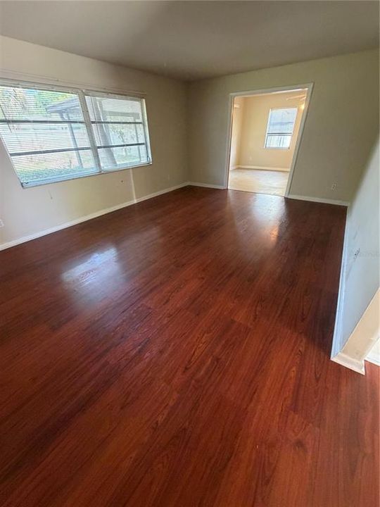 For Rent: $2,500 (3 beds, 2 baths, 1676 Square Feet)
