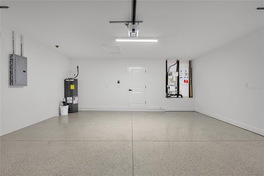 Activo con contrato: $299,000 (3 camas, 2 baños, 1532 Pies cuadrados)