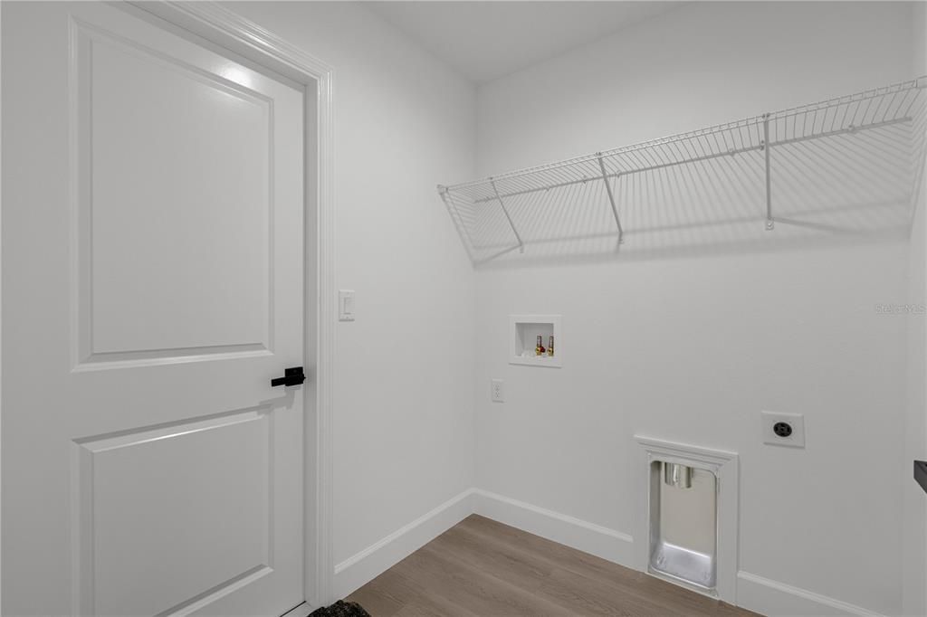 Activo con contrato: $299,000 (3 camas, 2 baños, 1532 Pies cuadrados)