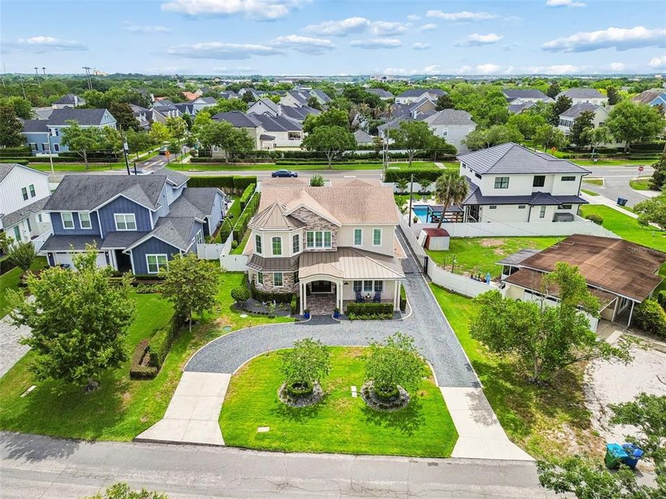 For Sale: $1,995,000 (4 beds, 3 baths, 3696 Square Feet)