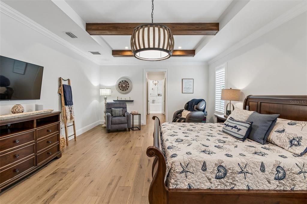 For Sale: $1,995,000 (4 beds, 3 baths, 3696 Square Feet)