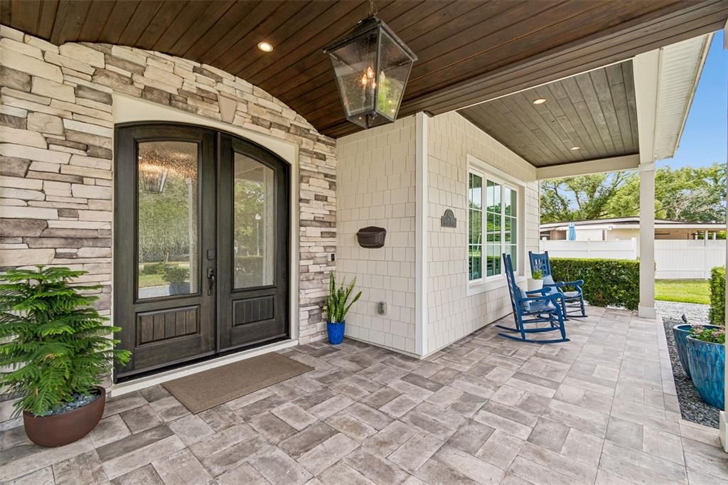 For Sale: $1,995,000 (4 beds, 3 baths, 3696 Square Feet)