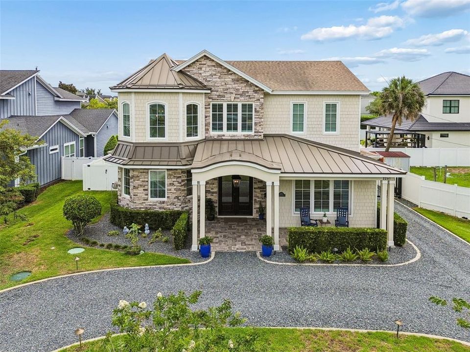 For Sale: $1,995,000 (4 beds, 3 baths, 3696 Square Feet)