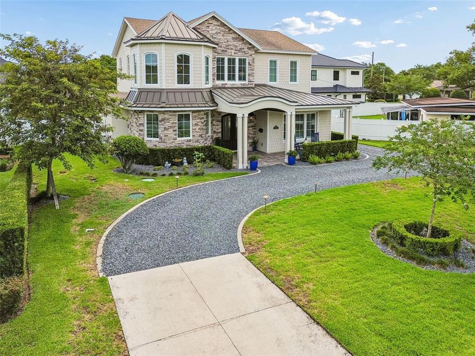 For Sale: $1,995,000 (4 beds, 3 baths, 3696 Square Feet)