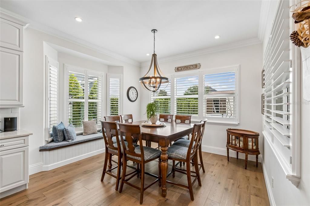 For Sale: $1,995,000 (4 beds, 3 baths, 3696 Square Feet)