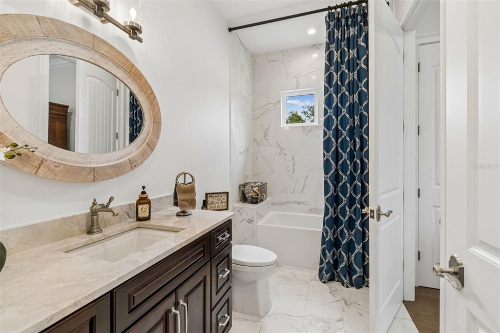 For Sale: $1,995,000 (4 beds, 3 baths, 3696 Square Feet)