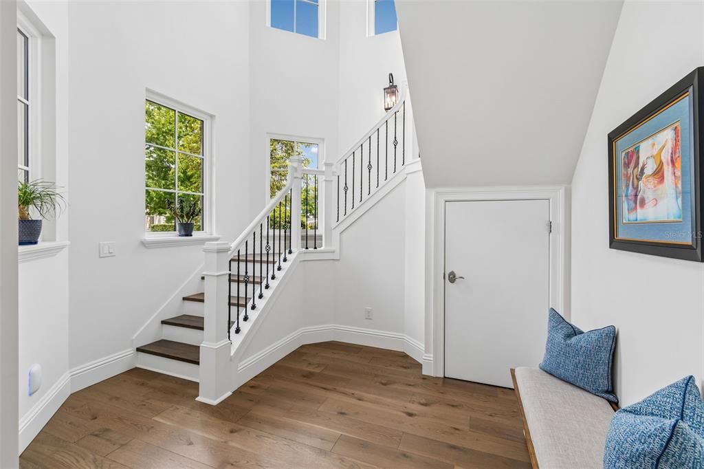 For Sale: $1,995,000 (4 beds, 3 baths, 3696 Square Feet)