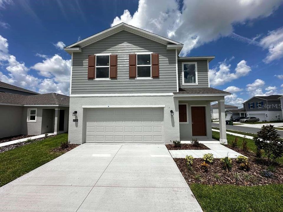 For Rent: $2,190 (4 beds, 2 baths, 1880 Square Feet)