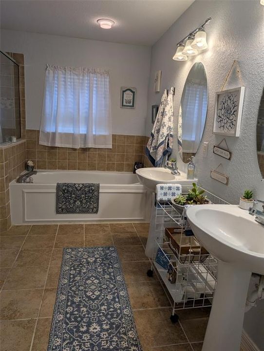 На продажу: $326,000 (4 спален, 3 ванн, 2177 Квадратных фут)