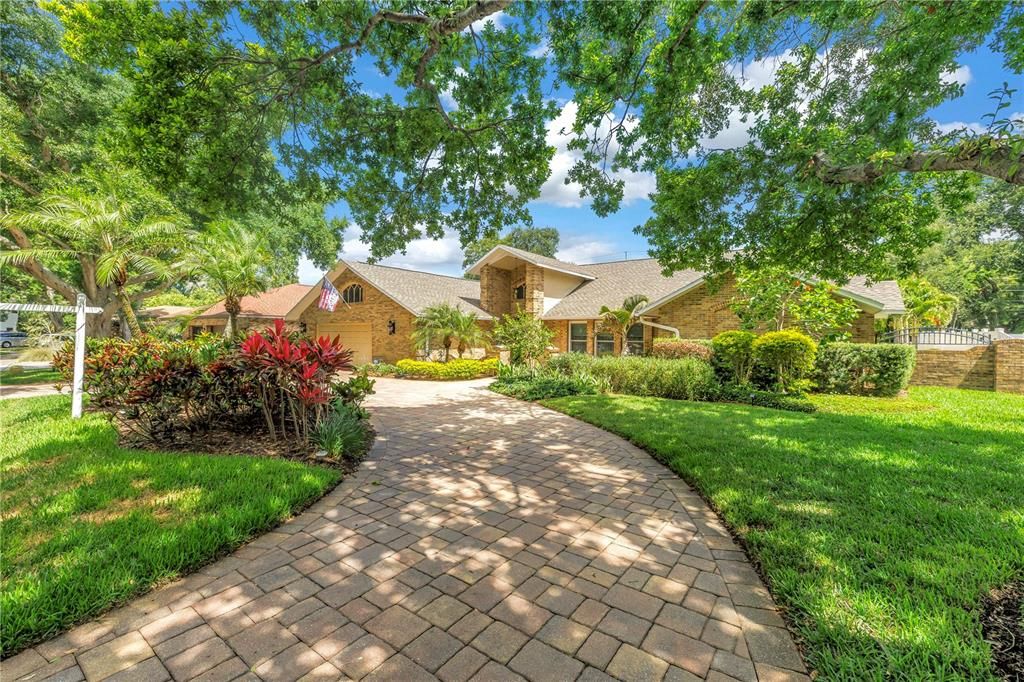 For Sale: $1,345,000 (4 beds, 3 baths, 3047 Square Feet)