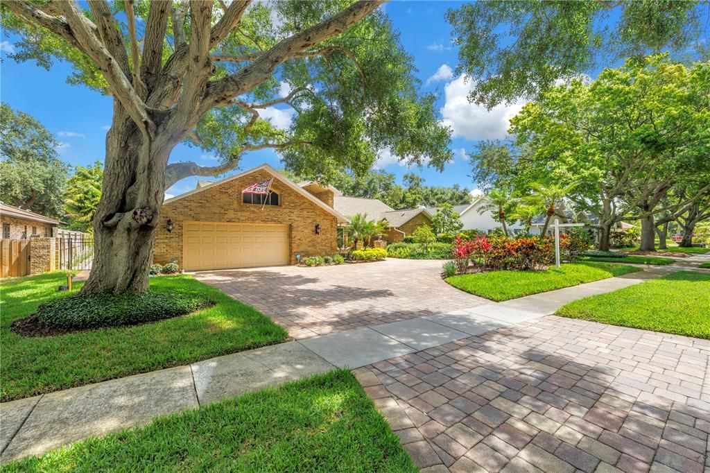 For Sale: $1,345,000 (4 beds, 3 baths, 3047 Square Feet)
