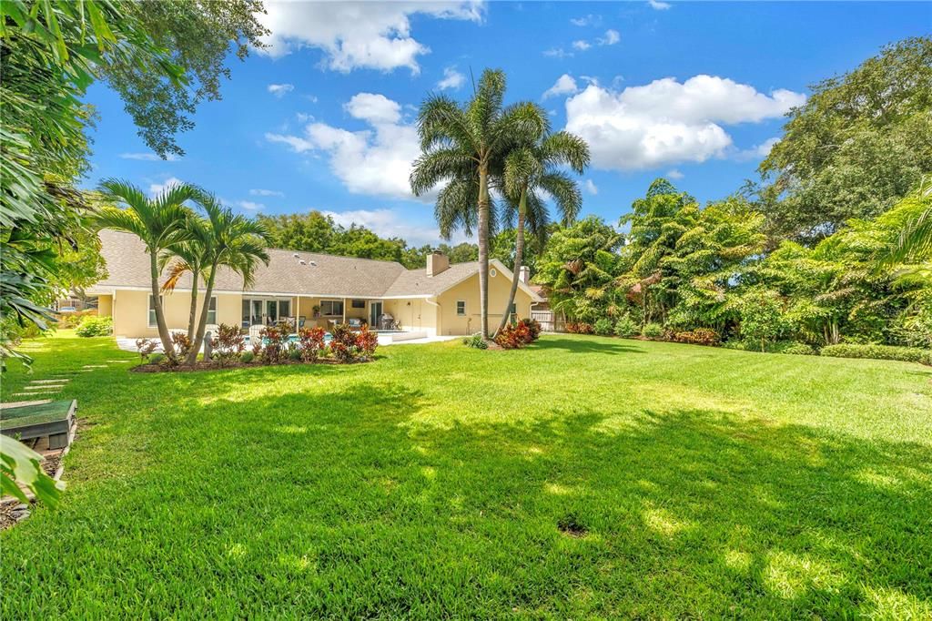 For Sale: $1,345,000 (4 beds, 3 baths, 3047 Square Feet)