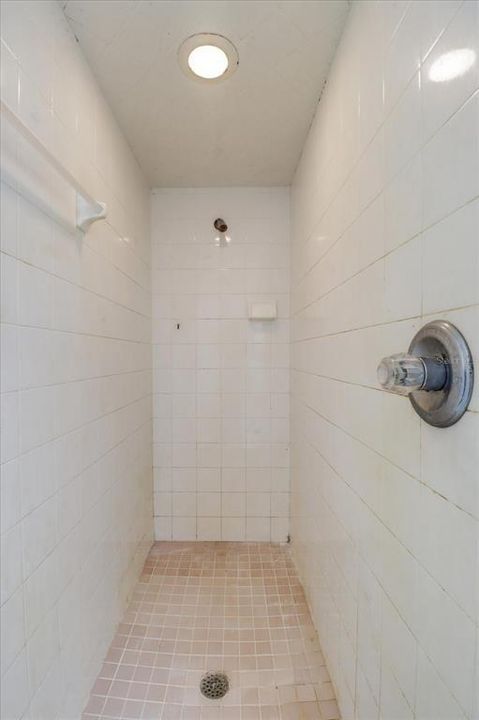 For Sale: $235,000 (3 beds, 2 baths, 1336 Square Feet)