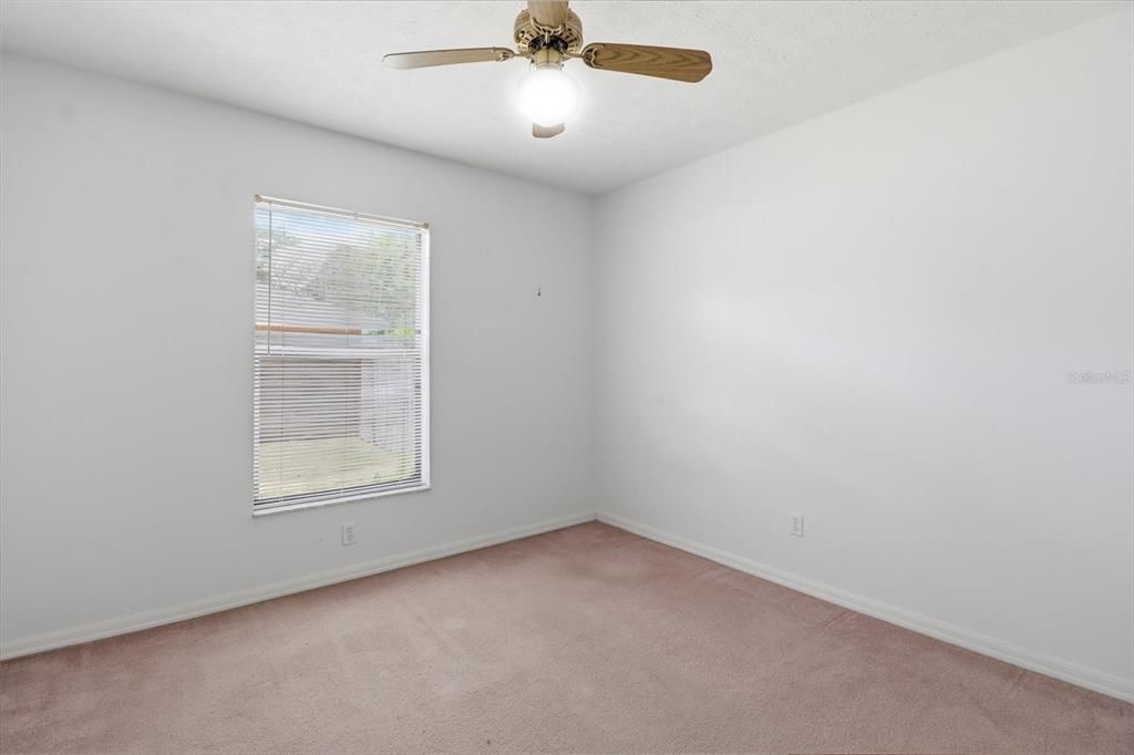 For Sale: $235,000 (3 beds, 2 baths, 1336 Square Feet)
