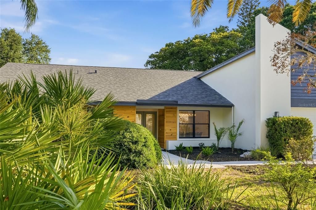 For Sale: $874,999 (4 beds, 2 baths, 2594 Square Feet)