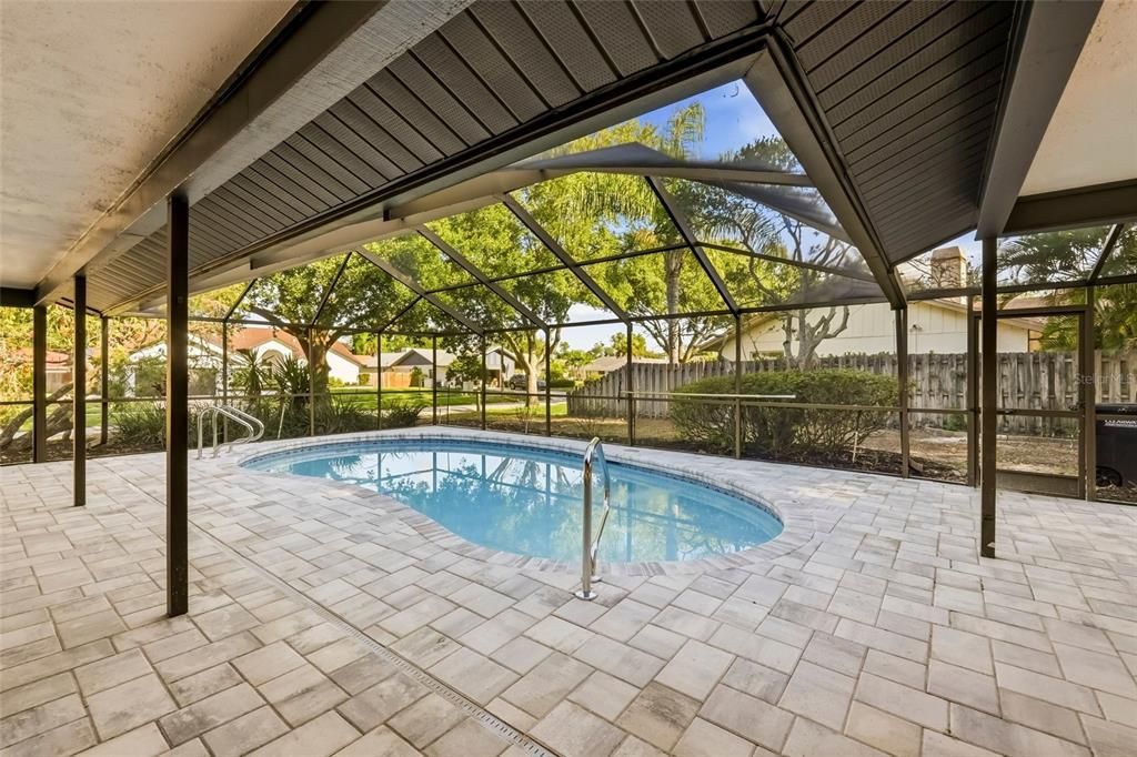 For Sale: $874,999 (4 beds, 2 baths, 2594 Square Feet)