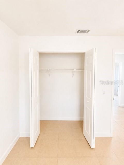 For Rent: $2,300 (3 beds, 2 baths, 1462 Square Feet)
