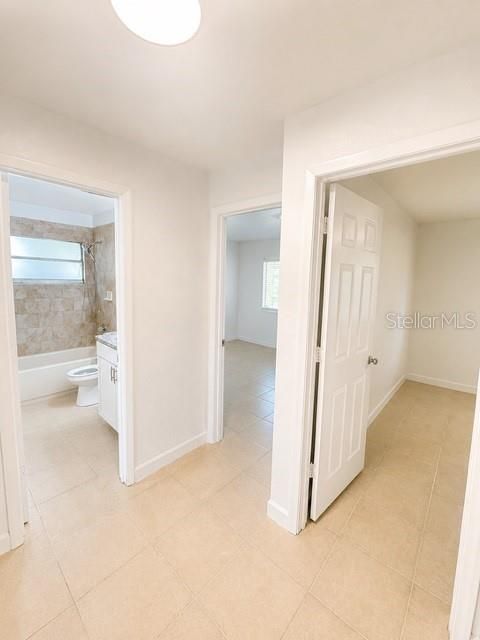 For Rent: $2,300 (3 beds, 2 baths, 1462 Square Feet)