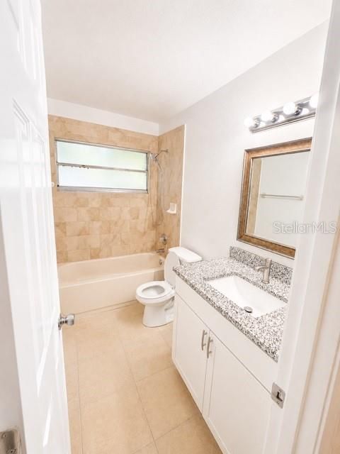 For Rent: $2,300 (3 beds, 2 baths, 1462 Square Feet)