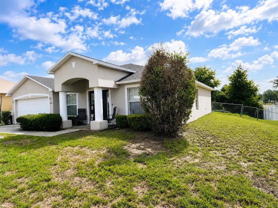 For Sale: $265,000 (3 beds, 2 baths, 1674 Square Feet)