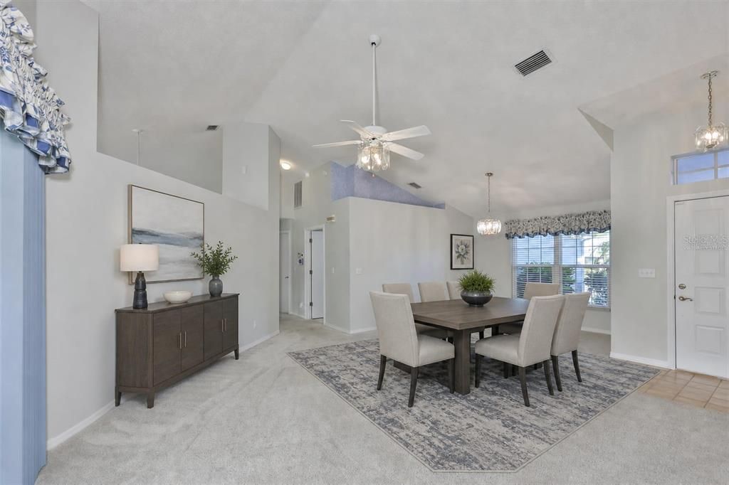 Active With Contract: $295,000 (3 beds, 2 baths, 1558 Square Feet)