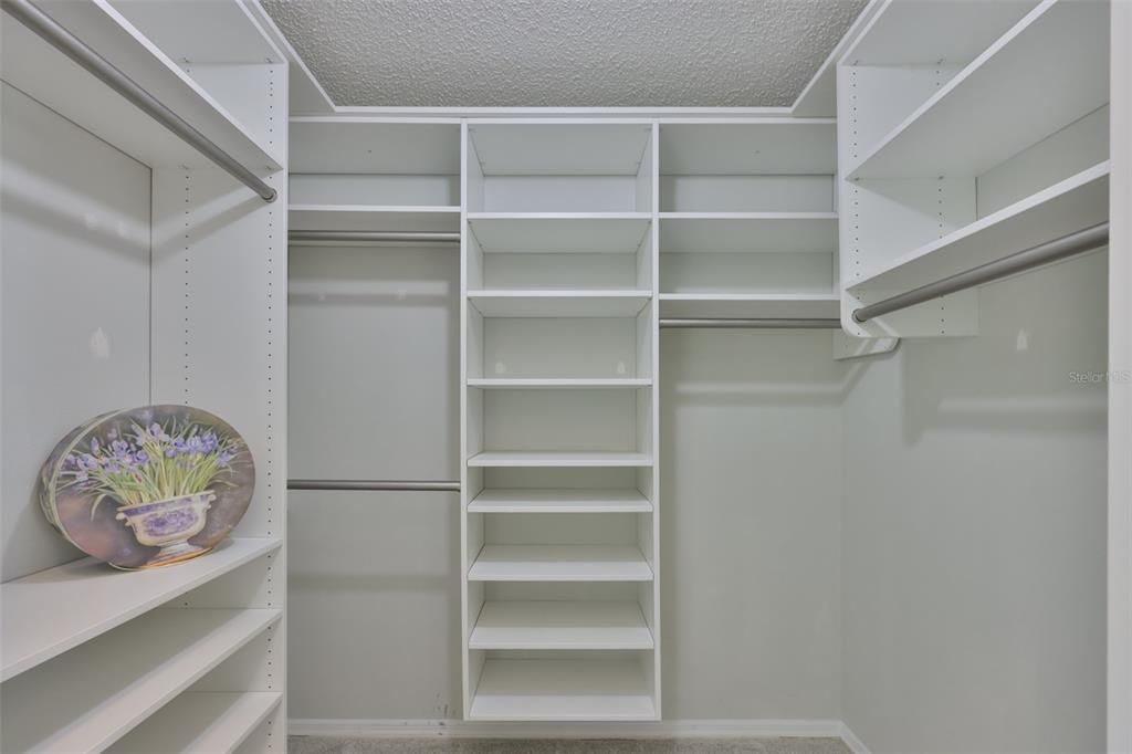 Active With Contract: $295,000 (3 beds, 2 baths, 1558 Square Feet)