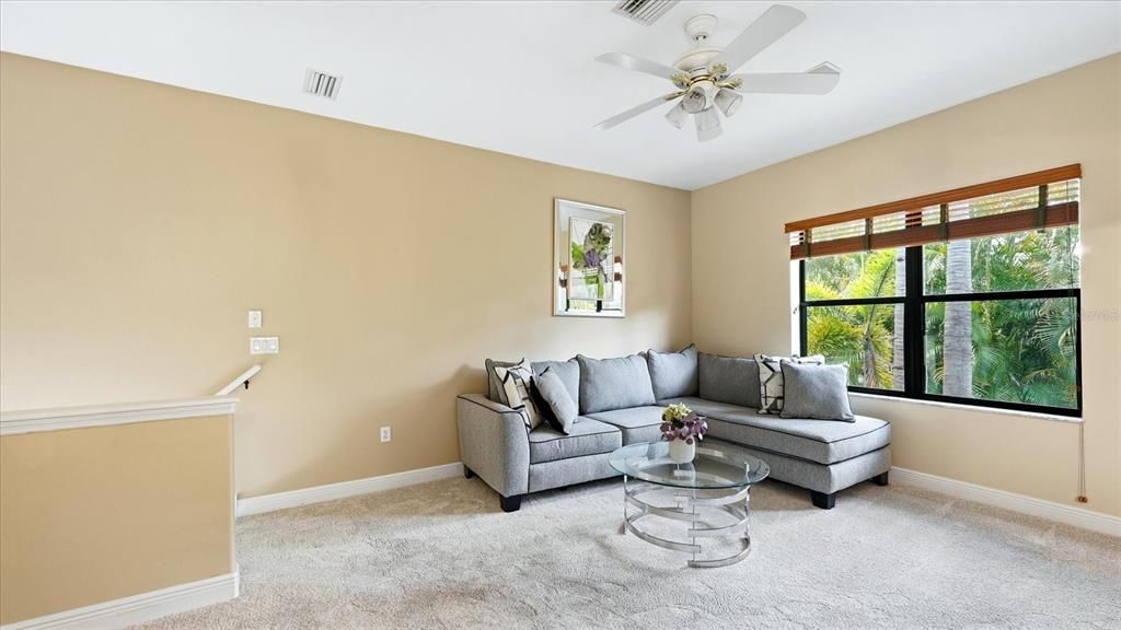 For Sale: $1,235,000 (5 beds, 4 baths, 3672 Square Feet)