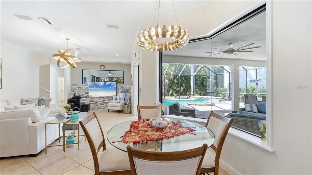 For Sale: $1,235,000 (5 beds, 4 baths, 3672 Square Feet)