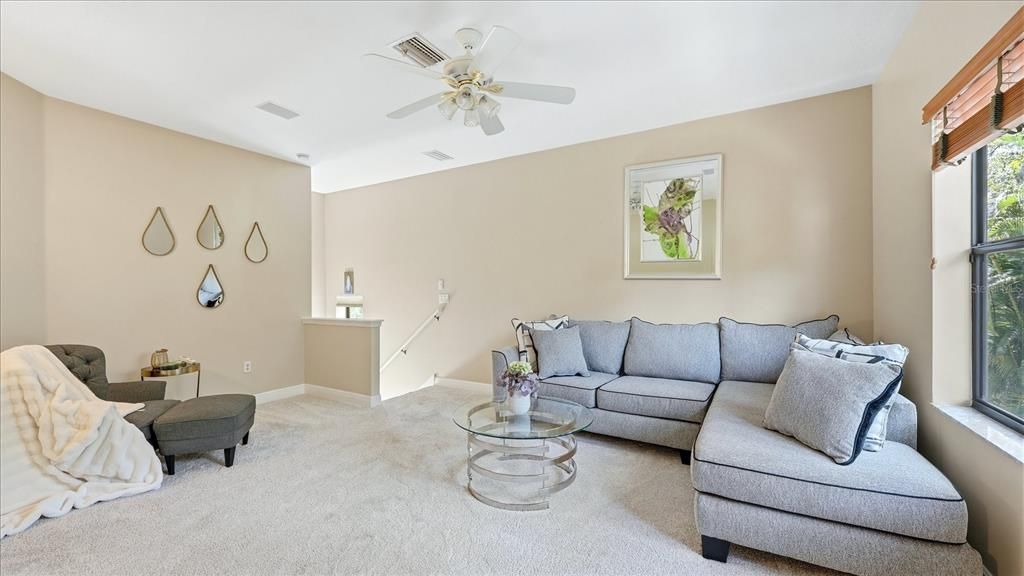 For Sale: $1,235,000 (5 beds, 4 baths, 3672 Square Feet)