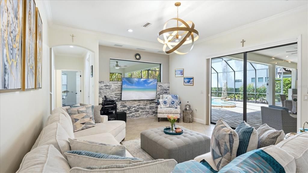 For Sale: $1,235,000 (5 beds, 4 baths, 3672 Square Feet)