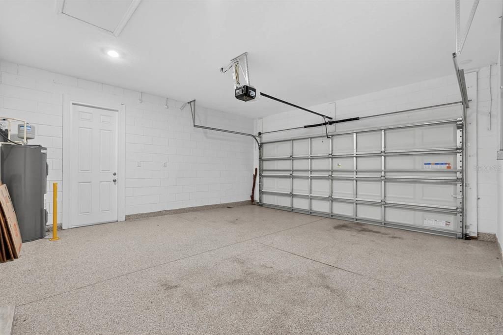 For Sale: $425,000 (4 beds, 2 baths, 1890 Square Feet)