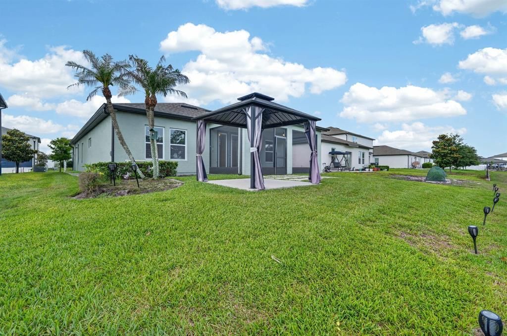 For Sale: $425,000 (4 beds, 2 baths, 1890 Square Feet)