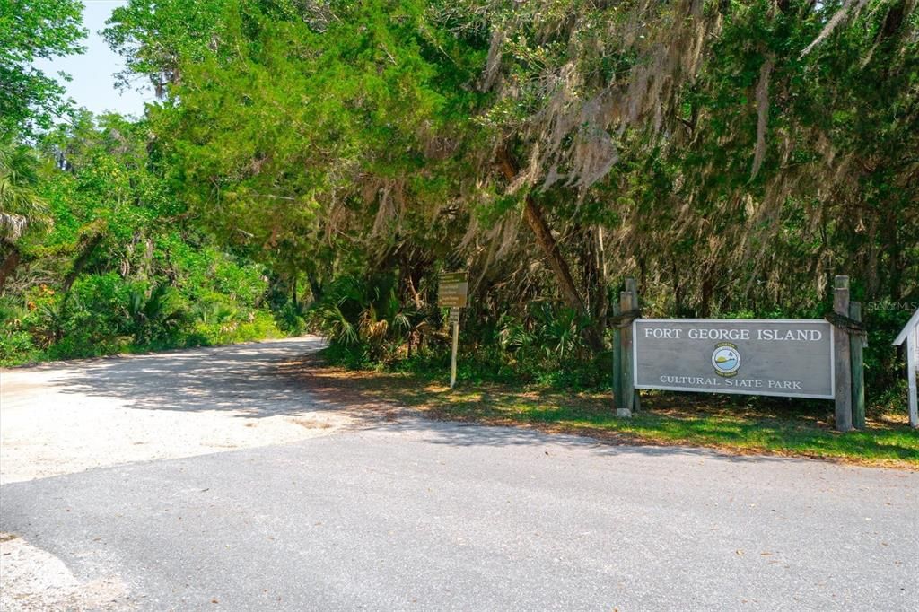 待售: $389,000 (1.41 acres)