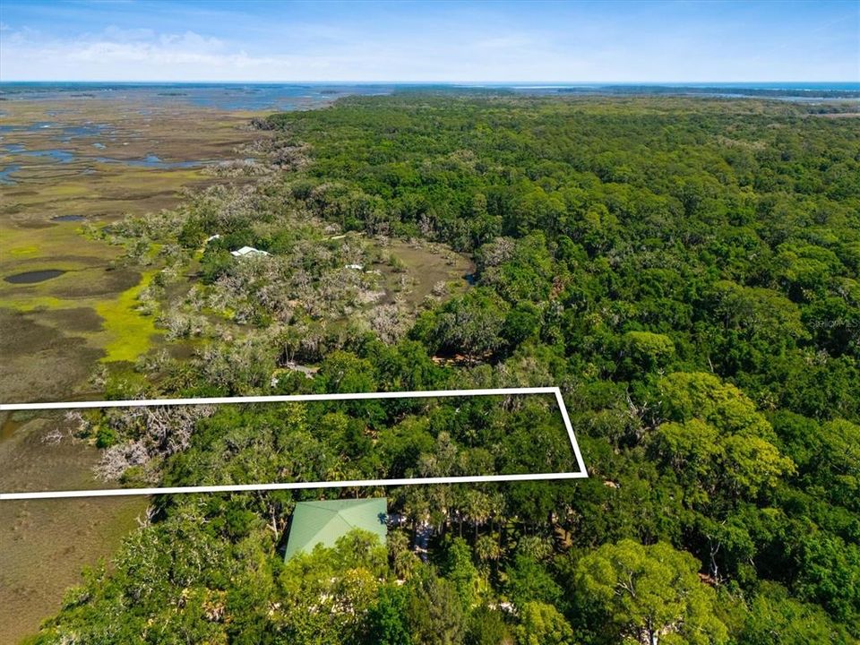 待售: $389,000 (1.41 acres)