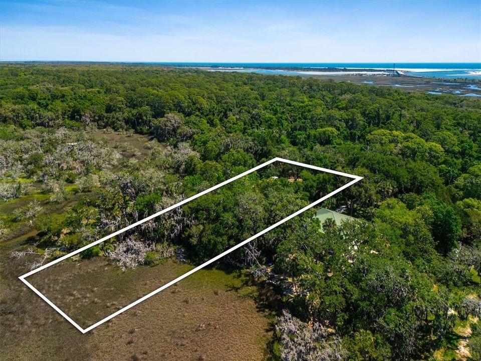 待售: $389,000 (1.41 acres)
