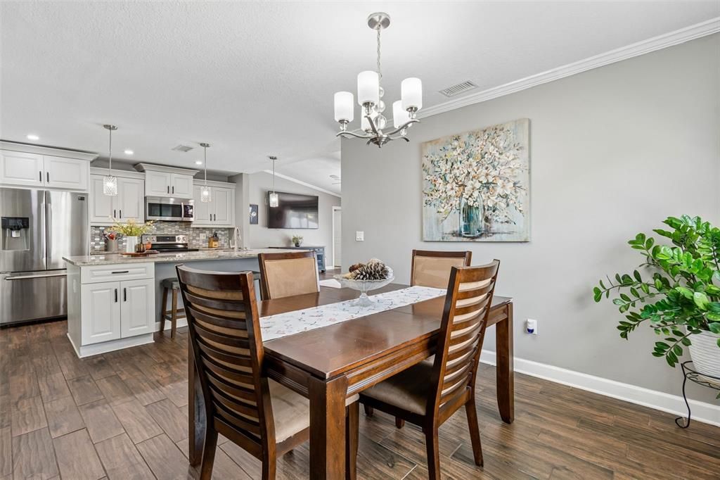For Sale: $489,000 (3 beds, 2 baths, 1328 Square Feet)