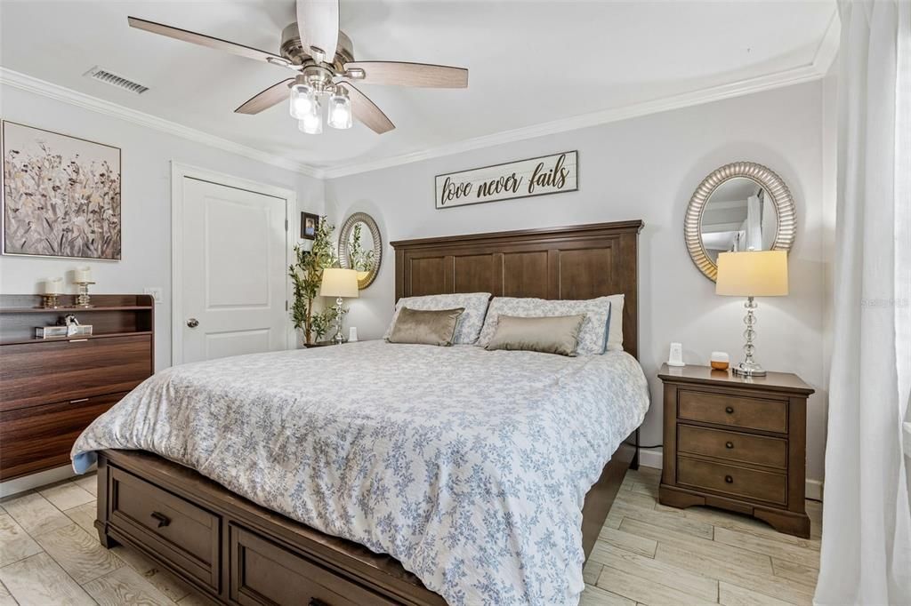 For Sale: $489,000 (3 beds, 2 baths, 1328 Square Feet)
