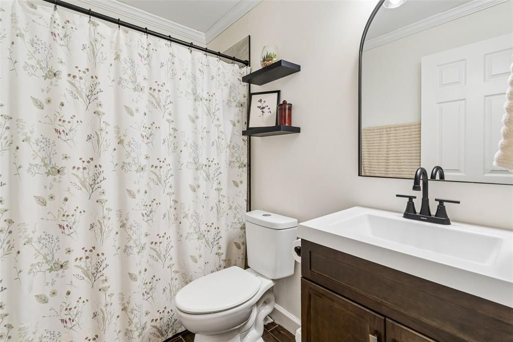 For Sale: $489,000 (3 beds, 2 baths, 1328 Square Feet)