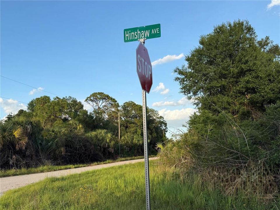 待售: $35,000 (0.25 acres)