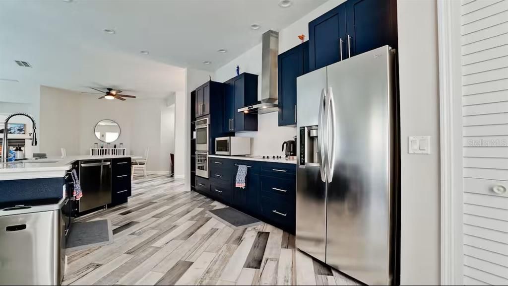 For Rent: $3,800 (3 beds, 2 baths, 1985 Square Feet)