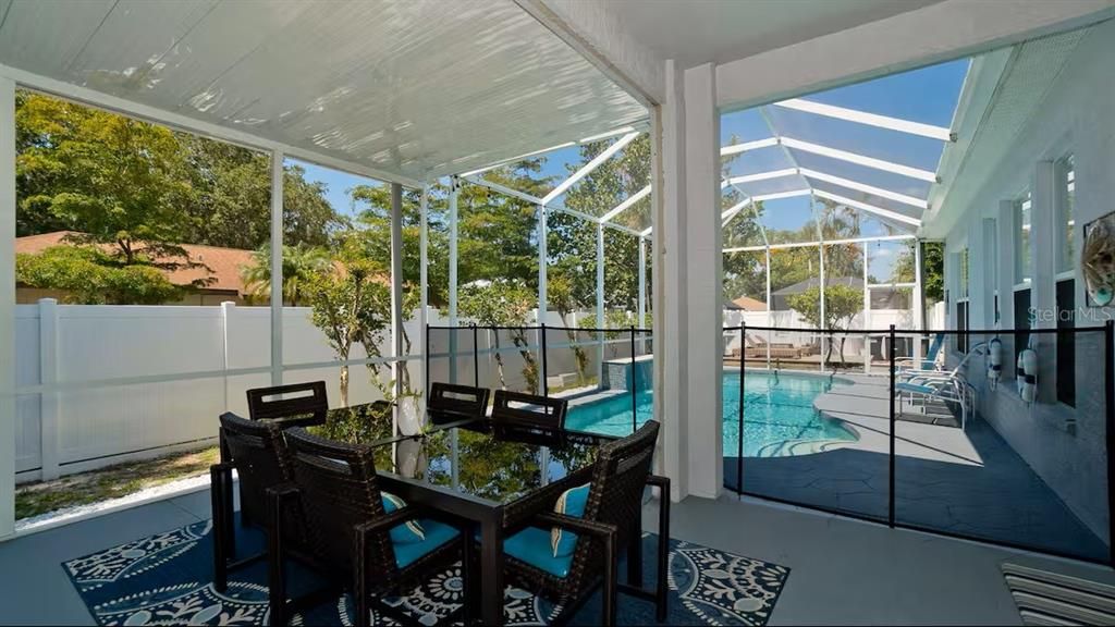 For Rent: $3,800 (3 beds, 2 baths, 1985 Square Feet)