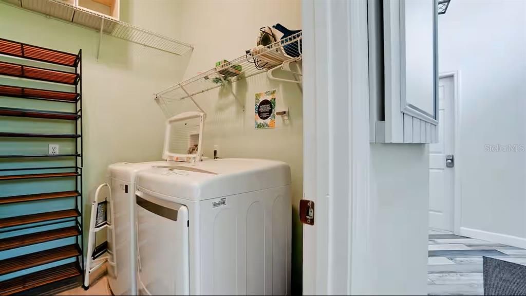 For Rent: $3,800 (3 beds, 2 baths, 1985 Square Feet)
