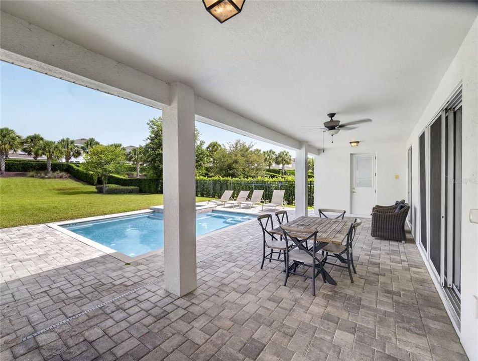 For Sale: $825,000 (8 beds, 6 baths, 3612 Square Feet)