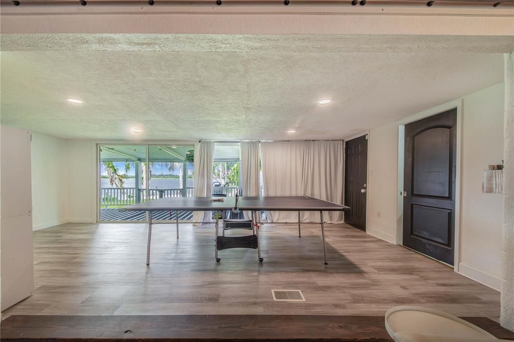 For Sale: $490,000 (4 beds, 2 baths, 2393 Square Feet)